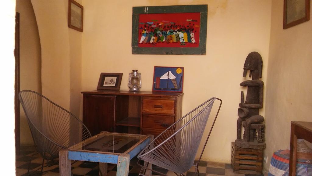 Maison Augustin Ly Gorée Εξωτερικό φωτογραφία
