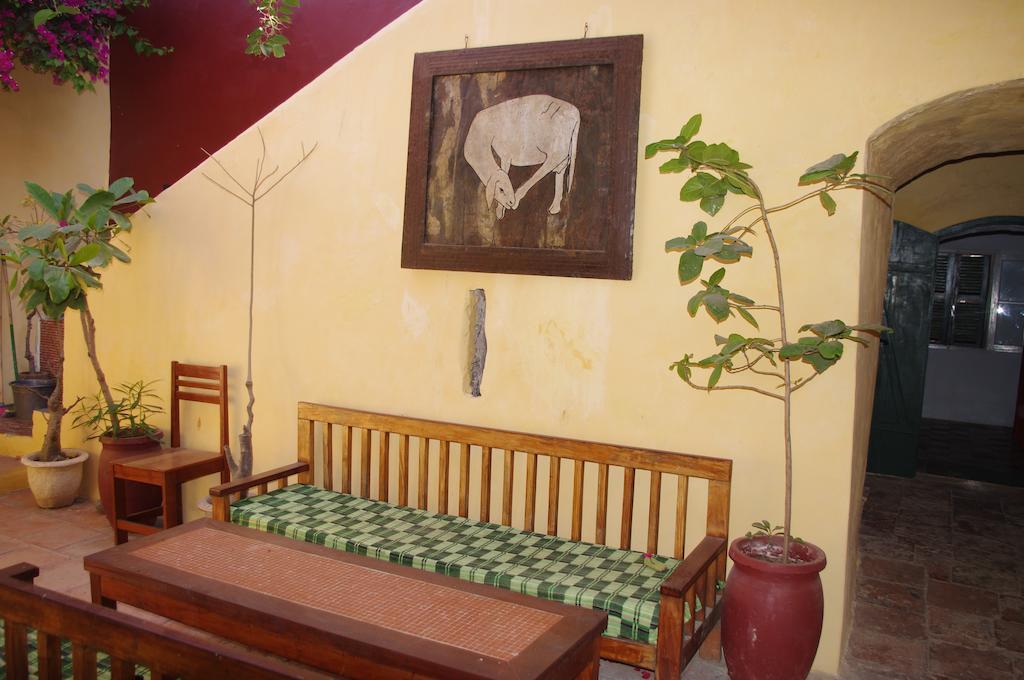 Maison Augustin Ly Gorée Δωμάτιο φωτογραφία