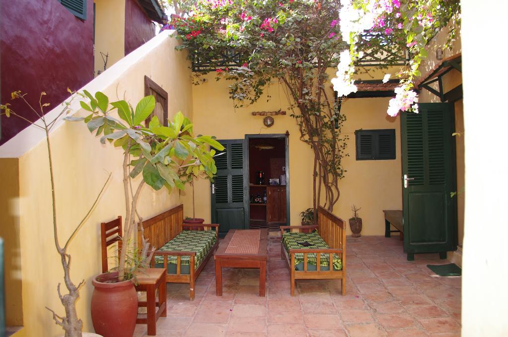 Maison Augustin Ly Gorée Εξωτερικό φωτογραφία