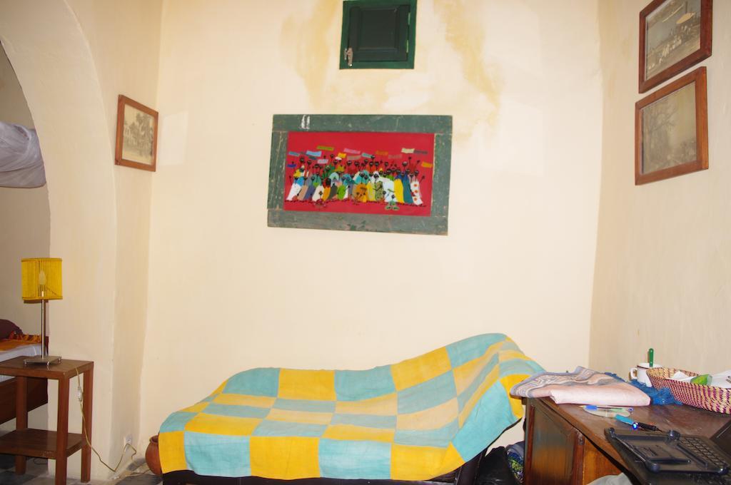 Maison Augustin Ly Gorée Δωμάτιο φωτογραφία